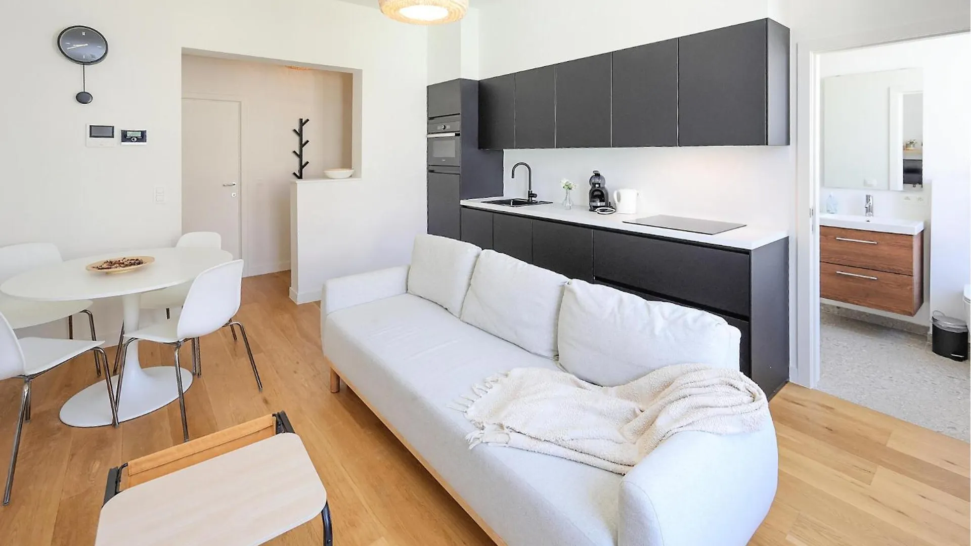 1 Bedroom Amazing Apartment In Oostende  Ostend