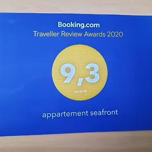  Apartment Seafront